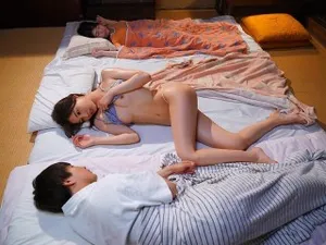 Tôi bị cô nhân viên nữ vắt kiệt sức suốt đêm